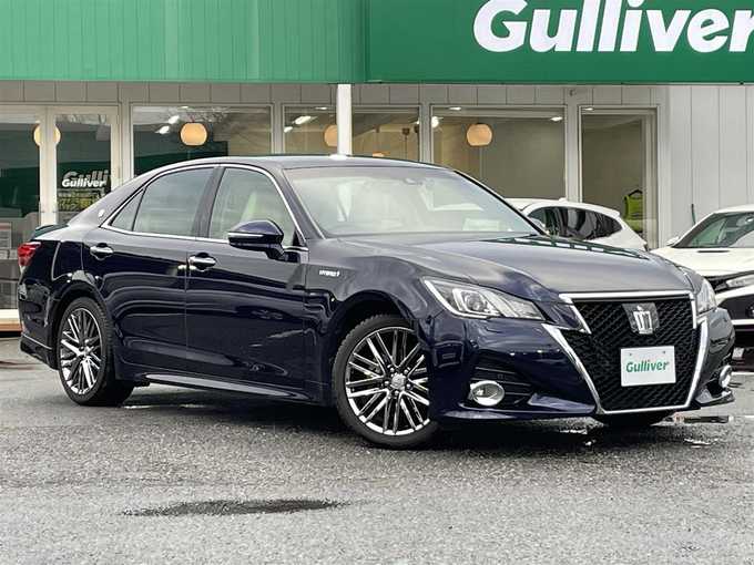 新着情報“クラウンハイブリッドアスリートG”2017年式ダークブルーマイカ入荷しました！