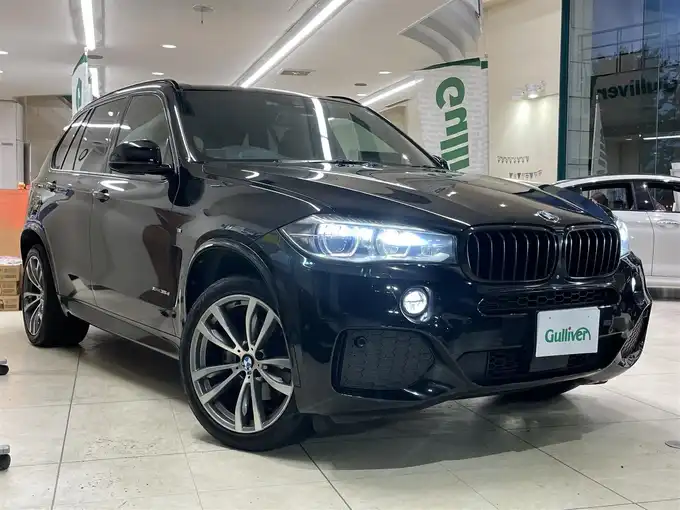 新着情報“Ｘ５xDrive 35d Mスポーツ”2015年式サファイアブラックP入荷しました！