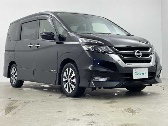 新着情報“セレナハイウェイスター VセレクションⅡ”2019年式ダイヤモンドブラック入荷しました！