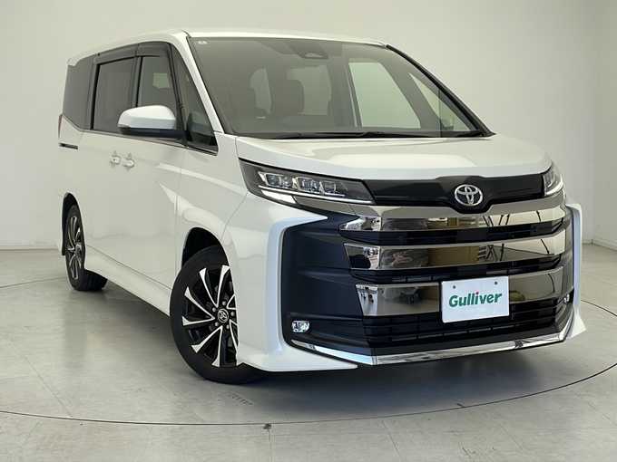 新着情報“ノアS－Z”2022年式ホワイトパールクリスタルシャイン入荷しました！