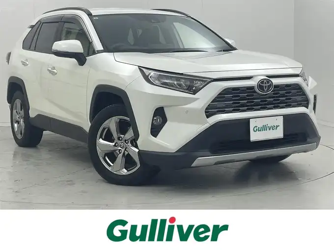 新着情報“ＲＡＶ４G”2019年式ホワイトパールクリスタルシャイン入荷しました！