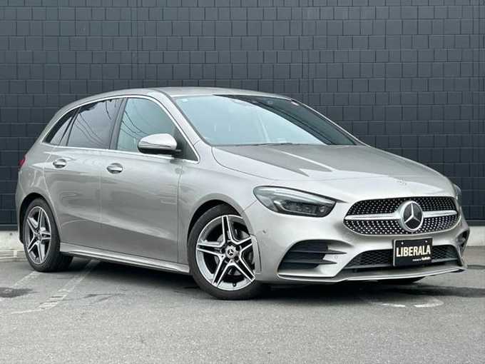 新着情報“ＢクラスB200d”2020年式モハーベシルバー入荷しました！
