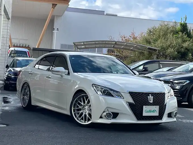 新着情報“クラウンアスリートS”2015年式ホワイトパールクリスタルシャイン入荷しました！