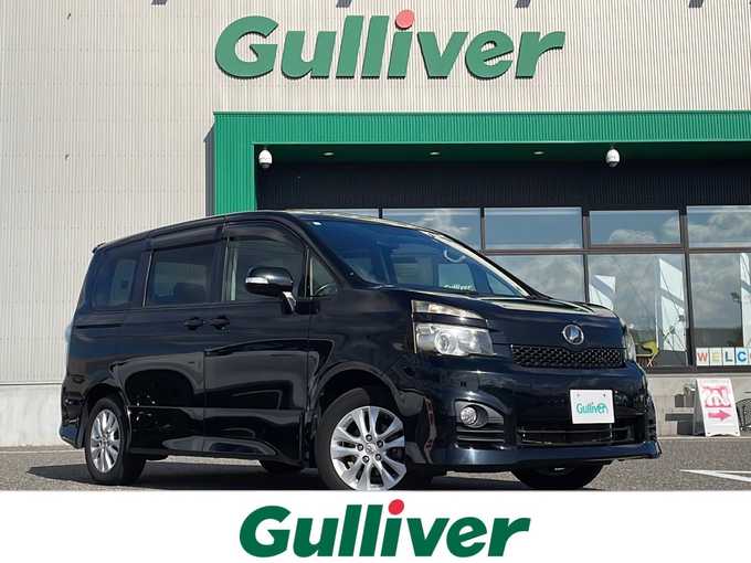 新着情報“ヴォクシーZS”2013年式ブラック入荷しました！