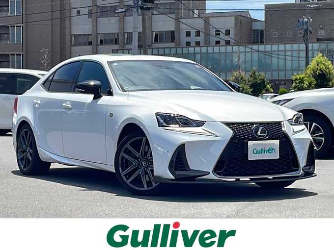 新着情報“ＩＳIS300 特別仕様車 ブラックシークエンス”2019年式ホワイトノーヴァガラスフレーク入荷しました！