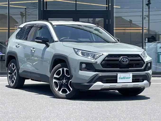 新着情報“ＲＡＶ４アドベンチャー”2020年式アッシュグレーメタリック/アーバンカーキ入荷しました！