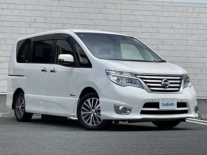 新着情報“セレナハイウェイスター S－ハイブリッド アドバンスドセーフティパッケージ”2014年式ブリリアントホワイトパール入荷しました！