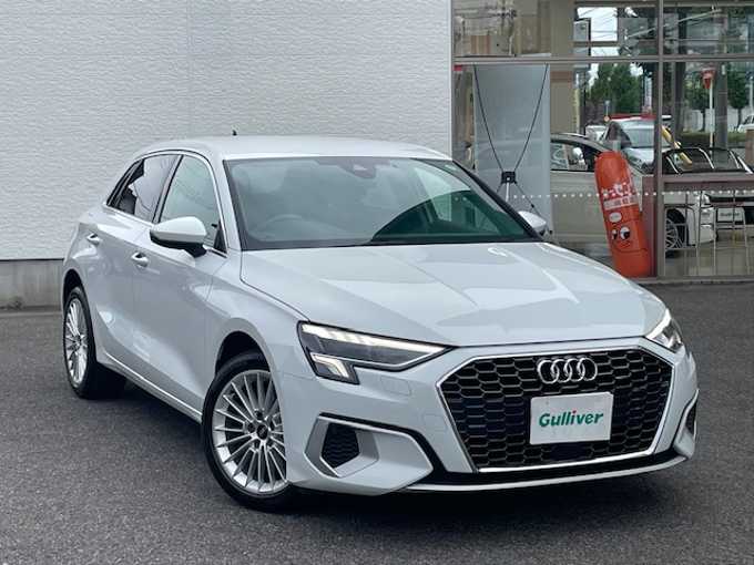 新着情報“Ａ３スポーツバック30TFSIアドバンスド”2022年式グレイシアホワイトメタリック入荷しました！
