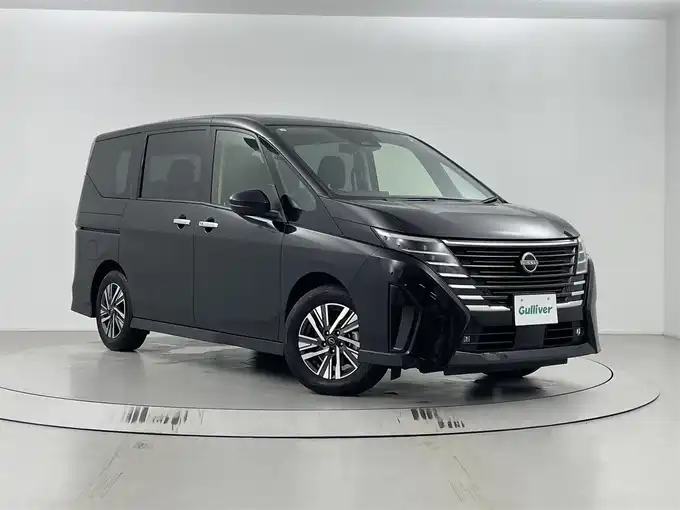 新着情報“セレナe－パワー ハイウェイスターV”2023年式ダイヤモンドブラック入荷しました！