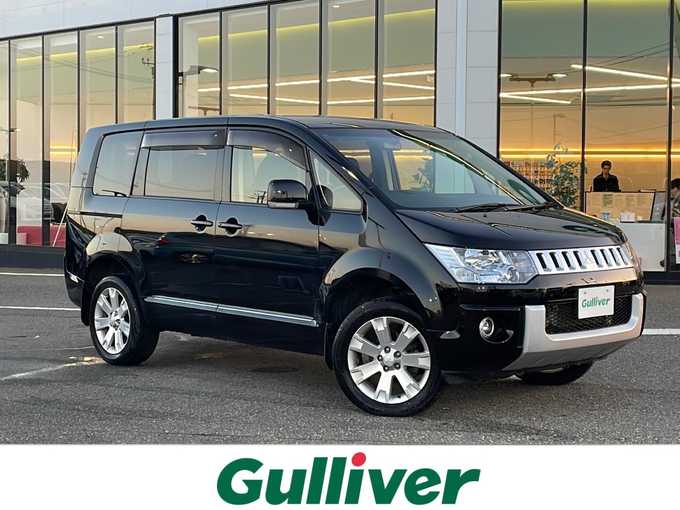 新着情報“デリカＤ：５D パワーパッケージ”2015年式ダイヤモンドブラックマイカ入荷しました！