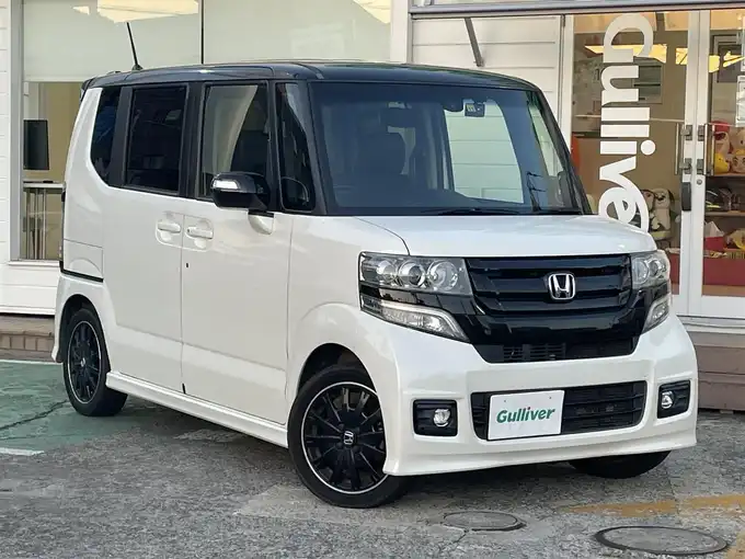 新着情報“Ｎ－ＢＯＸカスタム2トーンカラースタイル G特別仕様車ターボSSパッケージ”2016年式プレミアムホワイトパールⅡ入荷しました！