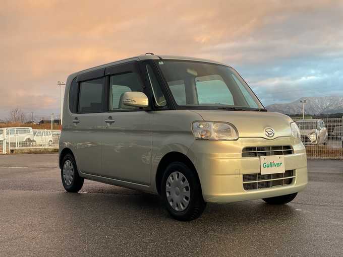 新着情報“タントX”2010年式シャンパンメタリックオパール入荷しました！