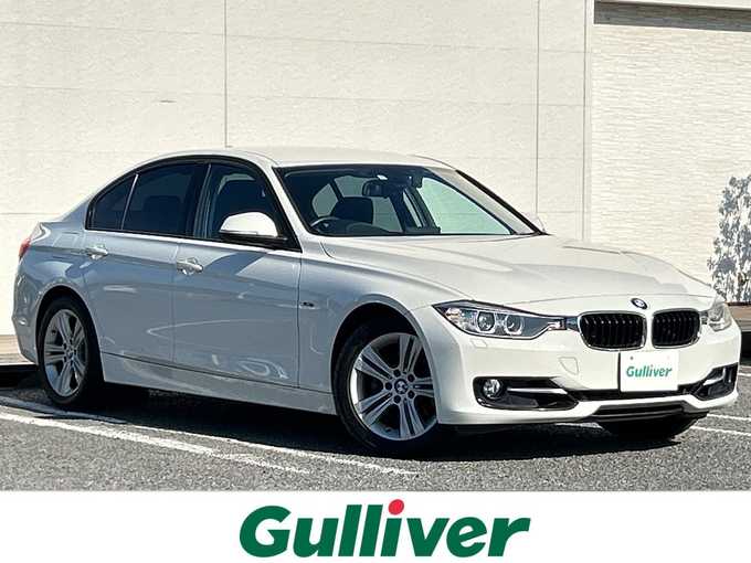 新着情報“３シリーズ320i スポーツ”2012年式アルピンホワイトⅢ入荷しました！
