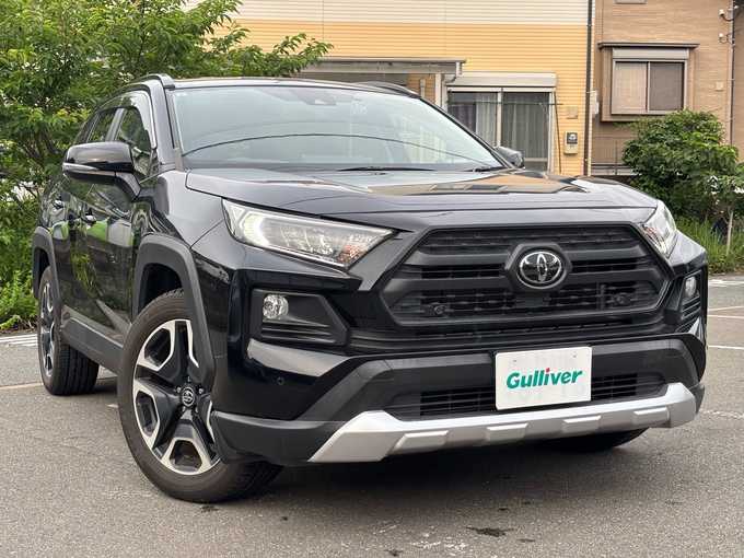 新着情報“ＲＡＶ４アドベンチャー”2019年式アティチュードブラックマイカ入荷しました！