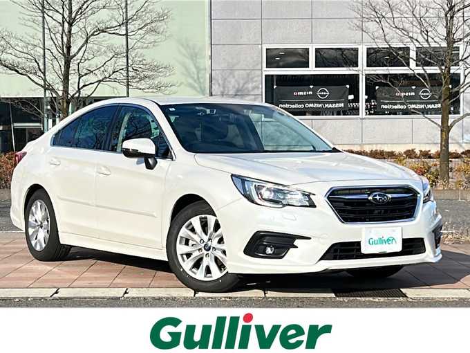 新着情報“レガシィＢ４ベースグレード”2018年式クリスタルホワイトP入荷しました！