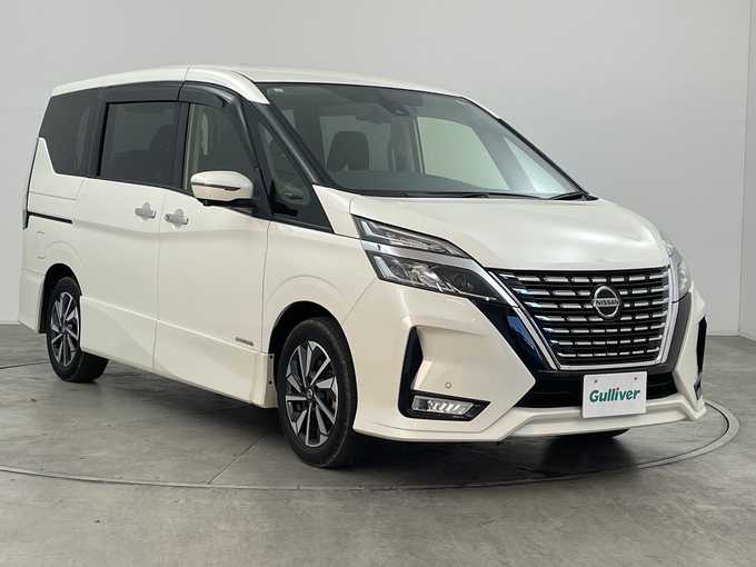 新着情報“セレナハイウェイスターV”2021年式ブリリアントホワイトパール入荷しました！