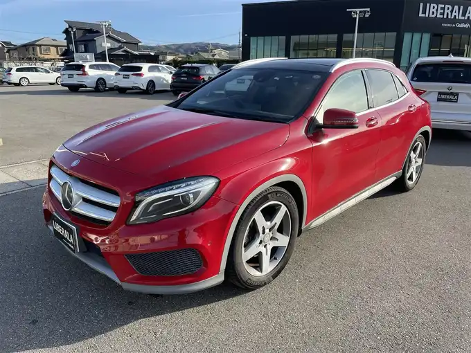 新着情報“ＧＬＡクラスGLA180 スポーツ”2014年式赤入荷しました！