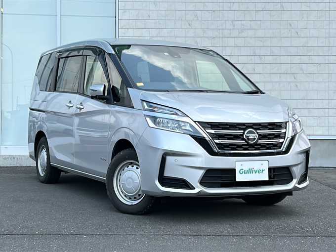 新着情報“セレナオーテック セーフティパッケージ”2020年式ブリリアントシルバー入荷しました！