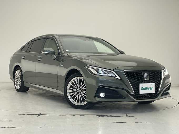 新着情報“クラウンハイブリッドS Cパッケージ”2018年式アルミナジェイドメタリック入荷しました！