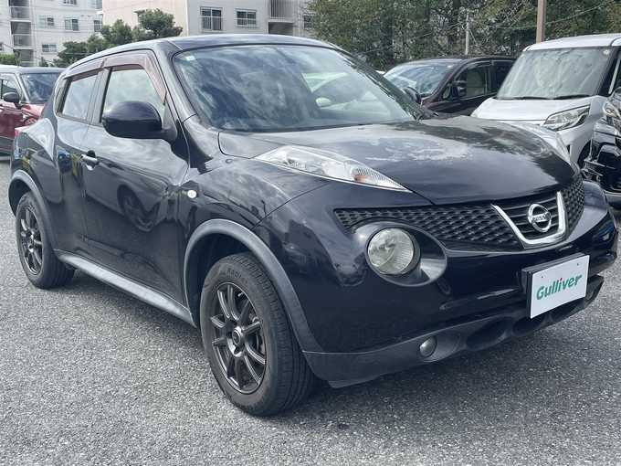 新着情報“ジューク15RX タイプV”2012年式サファイアブラック入荷しました！
