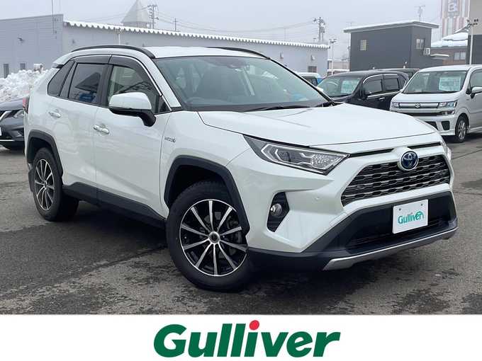 新着情報“ＲＡＶ４ハイブリットG”2019年式ホワイトパールクリスタルシャイン入荷しました！