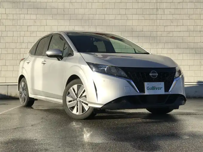 新着情報“ノートX FOUR”2023年式ブリリアントシルバー入荷しました！