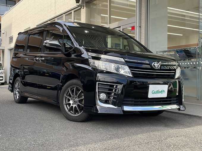 新着情報“ヴォクシーZS 煌”2015年式ブラック入荷しました！