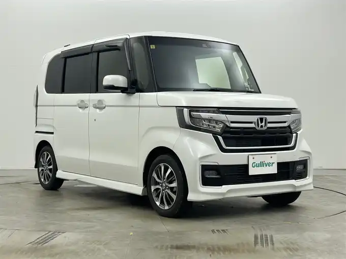 新着情報“Ｎ－ＢＯＸカスタムL”2023年式プラチナホワイトパール入荷しました！