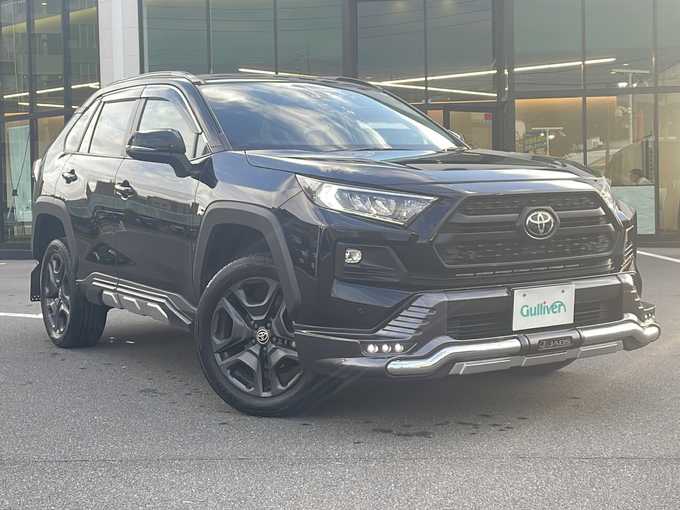新着情報“ＲＡＶ４アドベンチャー”2021年式アティチュードブラックマイカ入荷しました！