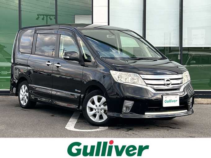 新着情報“セレナハイウェイスターG S－ハイブリッド”2012年式スーパーブラック入荷しました！