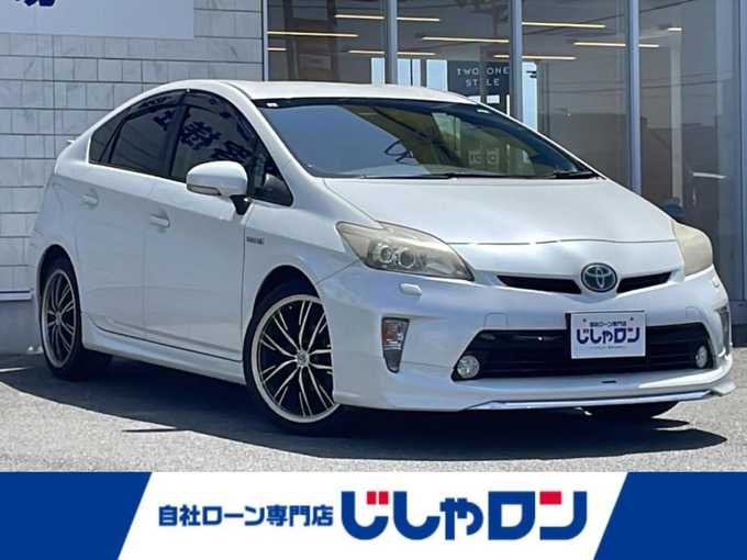新着情報“プリウスGツーリングセレクション・レザーパッケージ”2013年式ホワイトパールクリスタルシャイン入荷しました！