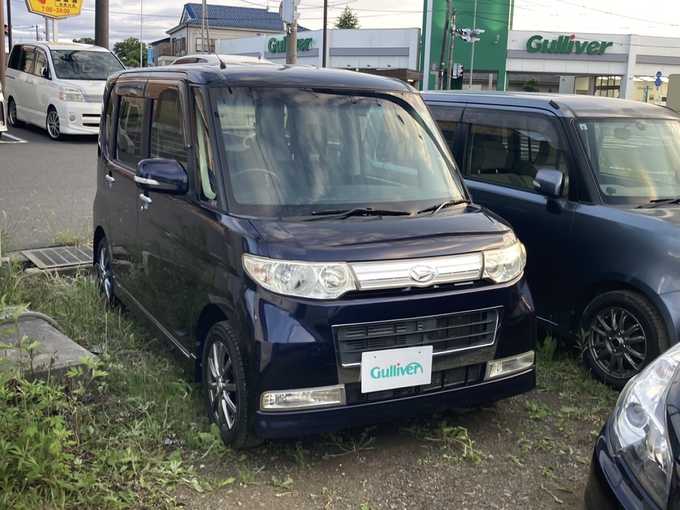 新着情報“タントカスタムXリミテッド”2010年式ミスティックブルーマイカアロワナ入荷しました！