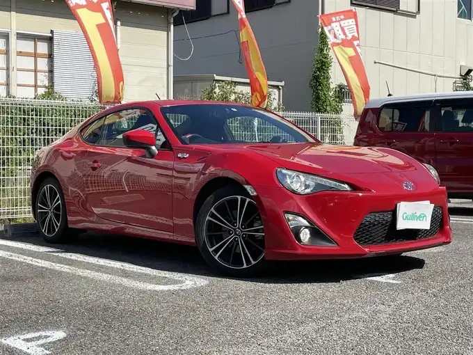 新着情報“８６GT”2012年式ライトニングレッド入荷しました！