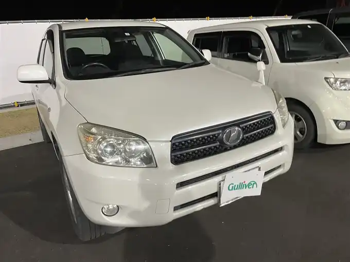 新着情報“ＲＡＶ４G”2007年式ホワイトパールクリスタルシャイン入荷しました！