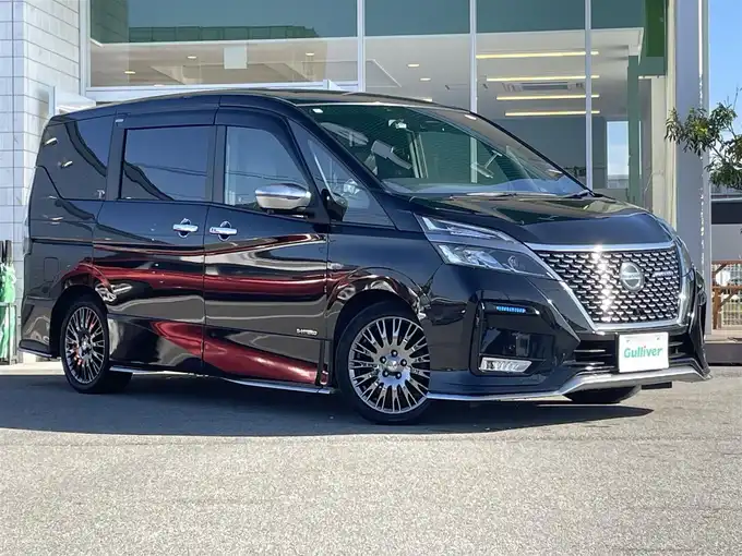 新着情報“セレナオーテック スポーツスペック”2020年式ダイヤモンドブラック入荷しました！