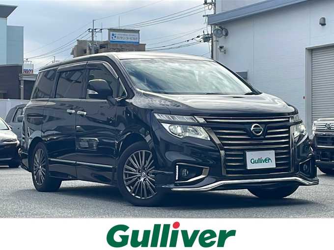 新着情報“エルグランド250ハイウェイスターS アーバンクロム”2017年式ファントムブラック入荷しました！