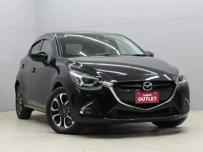 新着情報“デミオXDツーリング”2018年式ジェットブラックマイカ入荷しました！