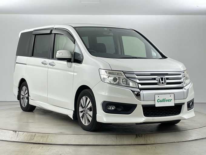 新着情報“ステップワゴンスパーダS”2014年式ホワイトオーキッドパール入荷しました！