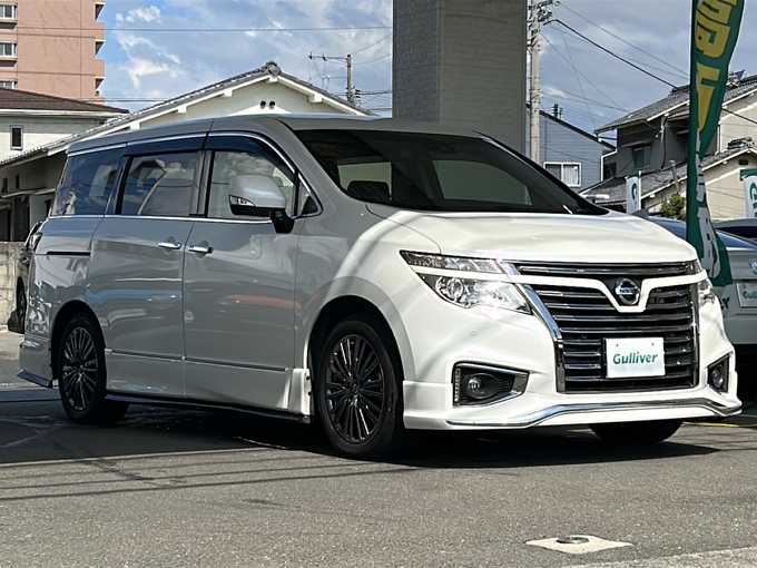 新着情報“エルグランド250ハイウェイスターS アーバンクロム”2019年式ブリリアントホワイトパール入荷しました！