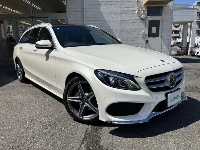 新着情報“ＣクラスステーションワゴンC180 ステーションワゴン ローレウスエディション”2018年式ダイヤモンドホワイト入荷しました！