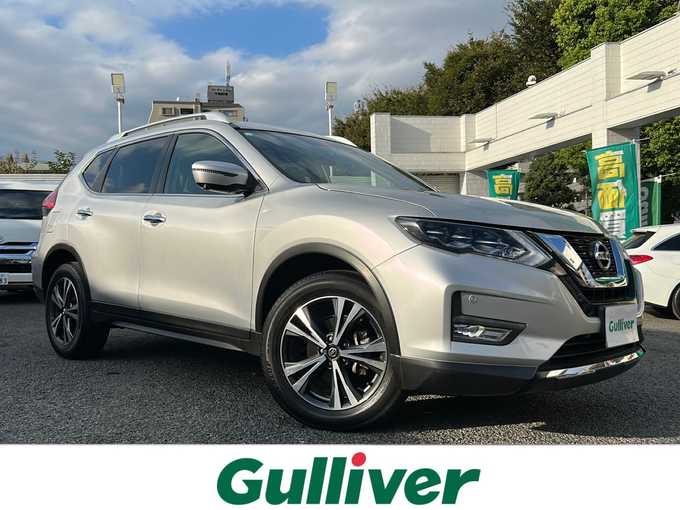 新着情報“エクストレイル20Xi”2019年式ブリリアントシルバー入荷しました！