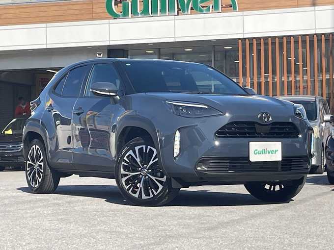 新着情報“ヤリスクロスハイブリッドZ”2024年式マッシブグレー入荷しました！