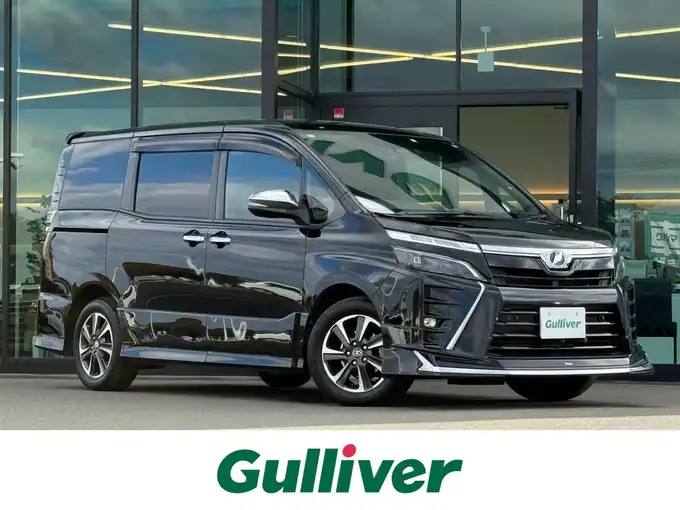 新着情報“ヴォクシーZS 煌Ⅱ”2019年式ブラック入荷しました！