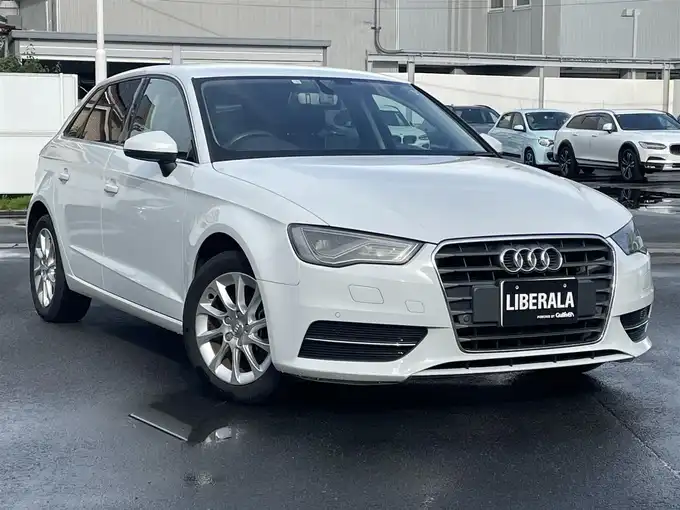 新着情報“Ａ３スポーツバック1．4TFSI”2016年式グレイシアホワイトメタリック入荷しました！