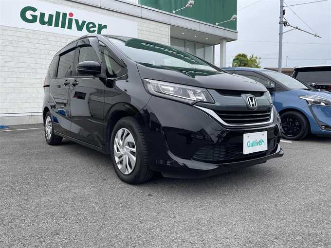 新着情報“フリードG・ホンダセンシング”2019年式黒入荷しました！