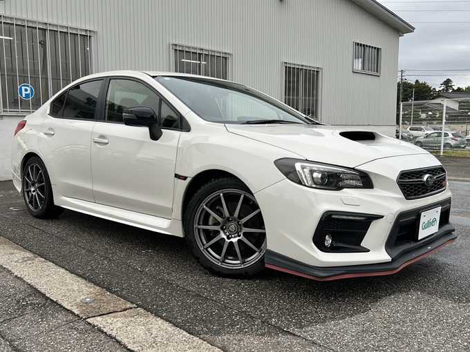 新着情報“ＷＲＸ Ｓ４STIスポーツアイサイト”2018年式クリスタルホワイトP入荷しました！