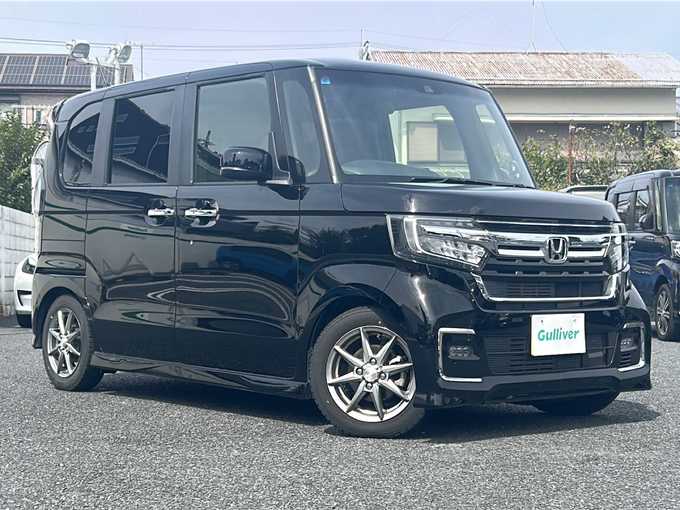 新着情報“Ｎ－ＢＯＸカスタムLターボ”2021年式クリスタルブラックパール入荷しました！
