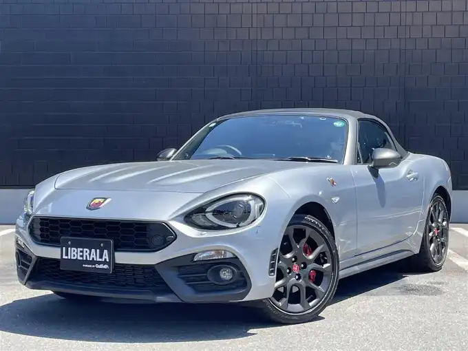 新着情報“アバルト１２４ スパイダーベースグレード”2020年式ガンＭ入荷しました！