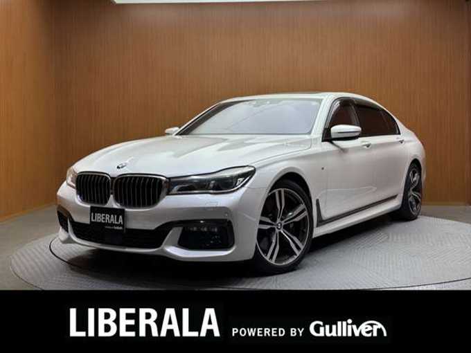 新着情報“７シリーズ750Li Mスポーツ”2017年式ミネラルホワイト入荷しました！