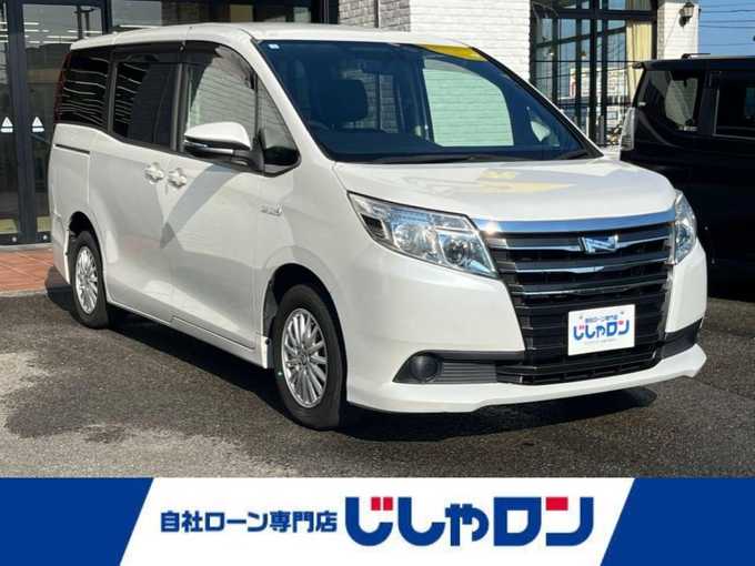 新着情報“ノアハイブリッドX”2014年式ホワイトパールクリスタルシャイン入荷しました！